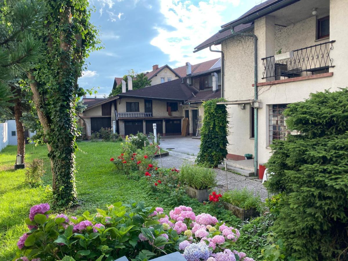 Megapolis Hiša za goste Ljubljana